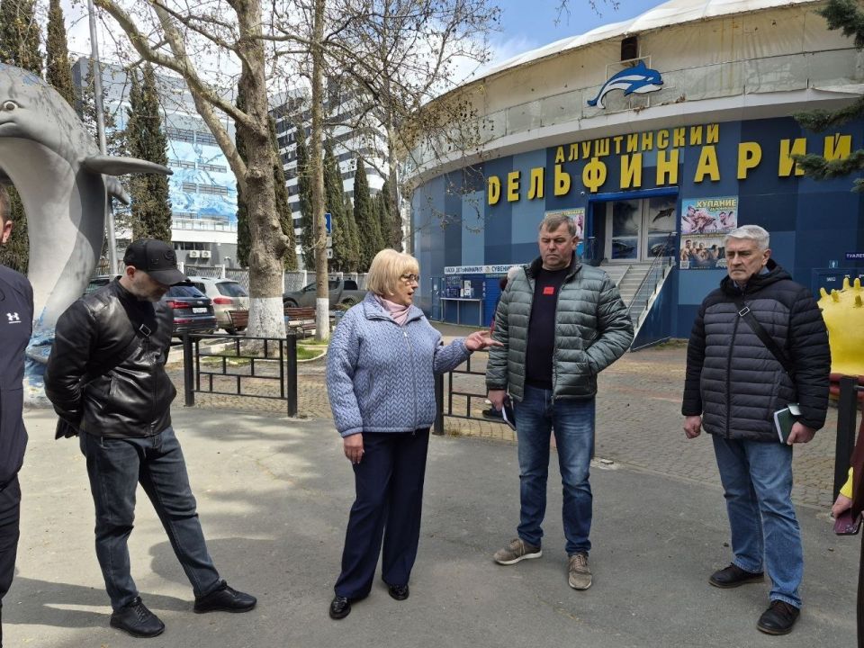 Галина Огнёва: Посетила Центральную набережную с целью проверки санитарного состояния и контроля за содержанием зеленых насаждений Галина Огнёва: Посетила Центральную набережную с целью проверки санитарного состояния и контроля за содержанием зеленых насаждений