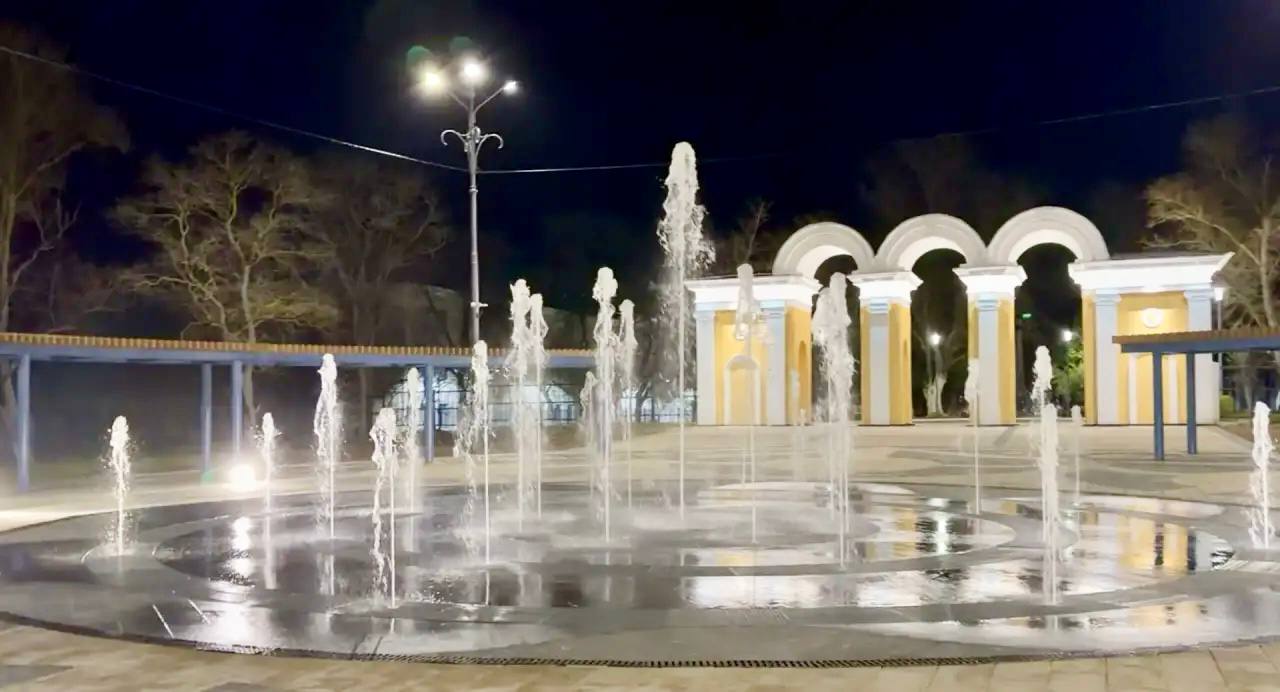 Олег Каторгин: Обновлённый Приморский парк в вечерних огнях