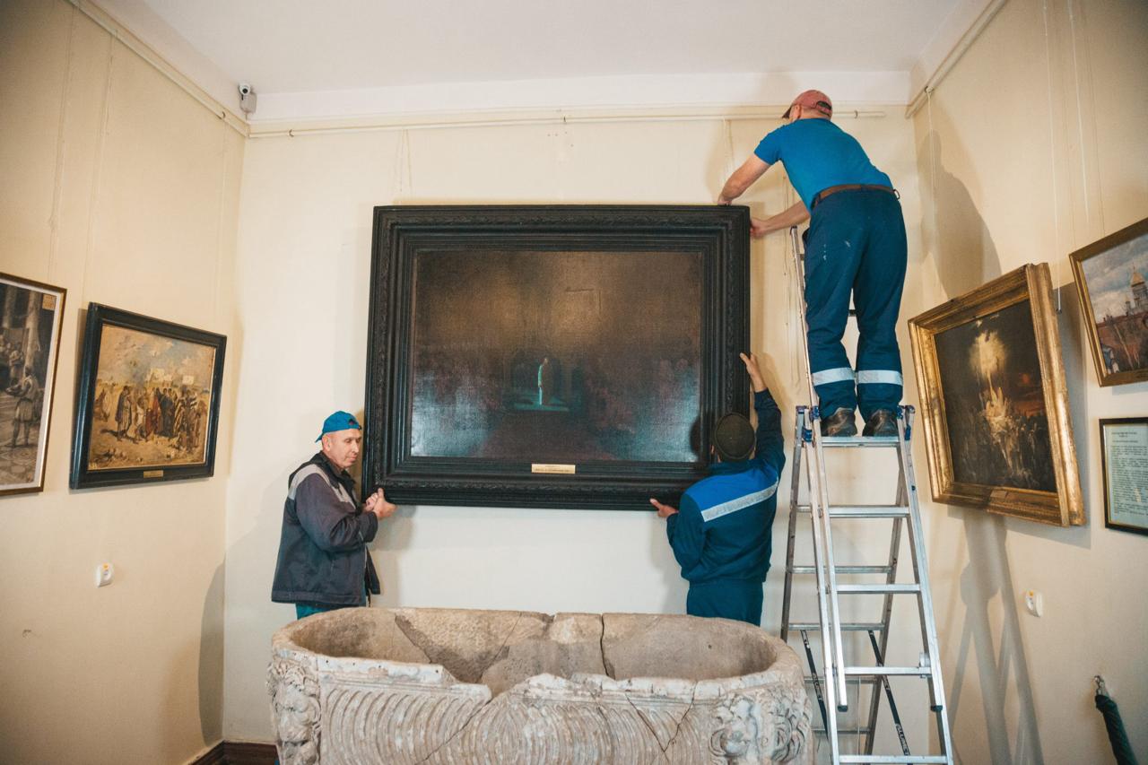 Шедевр Куинджи снова занял свое место в Воронцовском дворце Шедевр Куинджи снова занял свое место в Воронцовском дворце