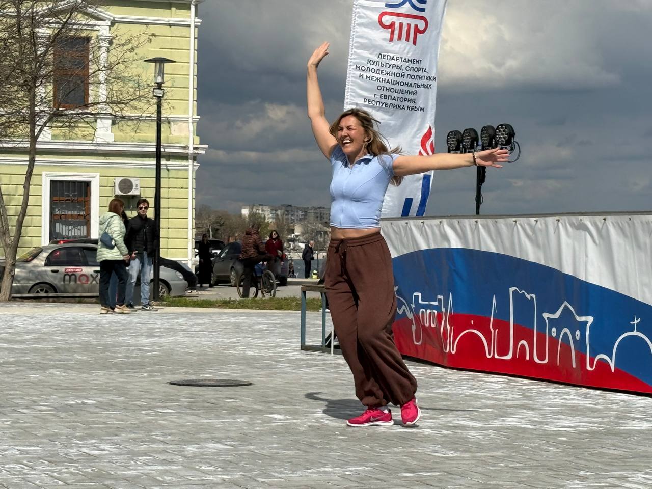 Александр Юрьев: Евпатория отметила День космонавтики ярким мероприятием на Фестивальной площади Александр Юрьев: Евпатория отметила День космонавтики ярким мероприятием на Фестивальной площади