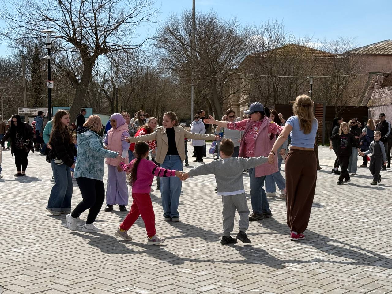 Александр Юрьев: Евпатория отметила День космонавтики ярким мероприятием на Фестивальной площади Александр Юрьев: Евпатория отметила День космонавтики ярким мероприятием на Фестивальной площади