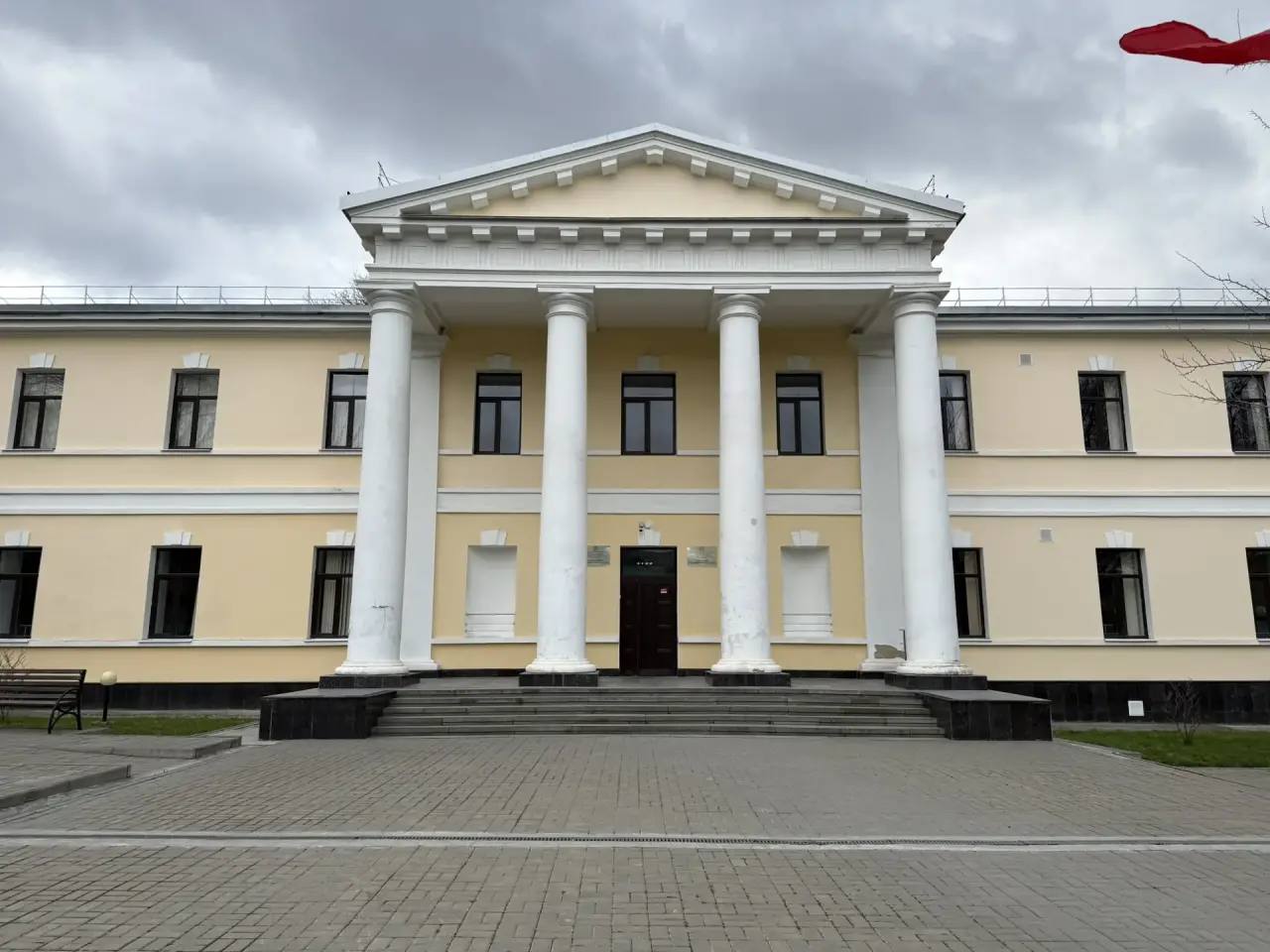 В Симферополе прокуратура требует устранить нарушения при содержании странноприимного дома А.С. Таранова-Белозерова