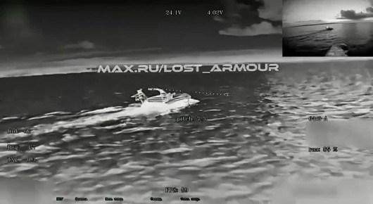 Владимир Разин: Дрон на оптоволокне поражает украинский бекипажный катер с зенитными ракетами в Черном море