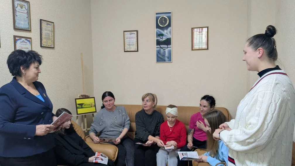 Департамент ЗАГС Минюста Крыма подвёл итоги Школы молодожёнов и Школы молодых родителей, проведённых в минувшем месяце, в марте. Департамент ЗАГС Минюста Крыма подвёл итоги Школы молодожёнов и Школы молодых родителей, проведённых в минувшем месяце, в марте.