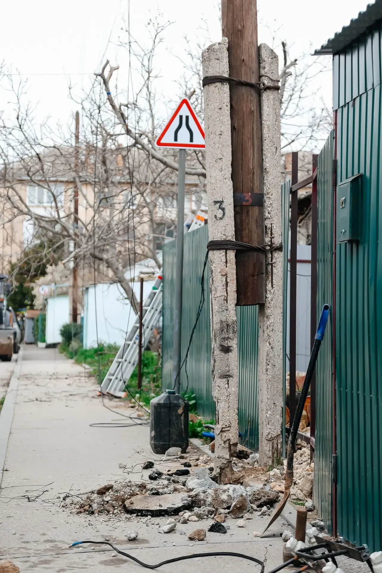 В Нахимовском и Балаклавском районах модернизируют линии электропередачи В Нахимовском и Балаклавском районах модернизируют линии электропередачи