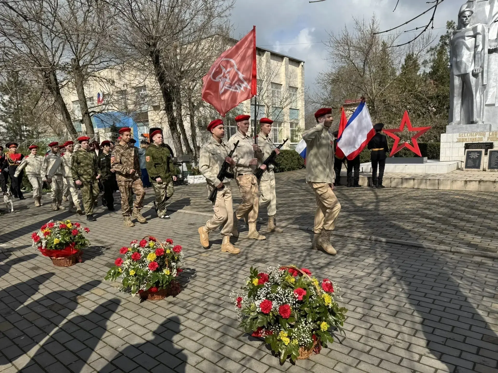 В Первомайском районе открыли «Вахту Памяти» В Первомайском районе открыли «Вахту Памяти»