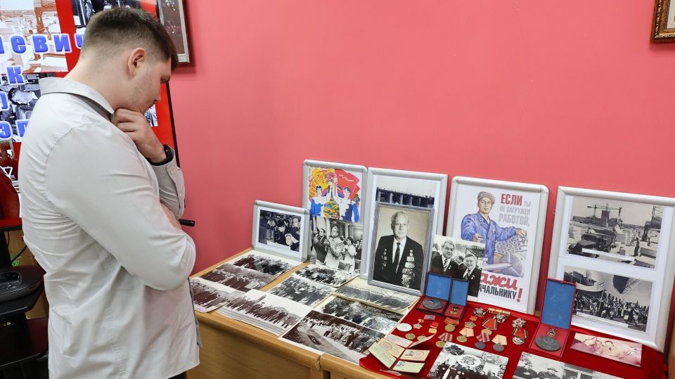 В Госкомархиве представлена выставка к 100-летию советского партийного деятеля Леонида Солодовника В Госкомархиве представлена выставка к 100-летию советского партийного деятеля Леонида Солодовника