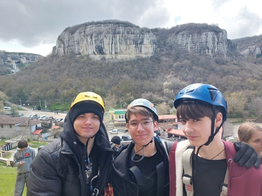 Керчане показал высокие результаты в Первенстве Крыма по спортивному туризму на горных дистанциях Керчане показал высокие результаты в Первенстве Крыма по спортивному туризму на горных дистанциях