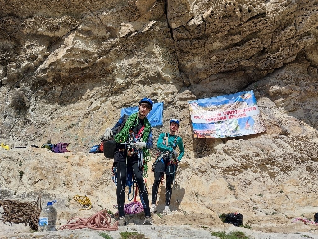 Керчане показал высокие результаты в Первенстве Крыма по спортивному туризму на горных дистанциях Керчане показал высокие результаты в Первенстве Крыма по спортивному туризму на горных дистанциях