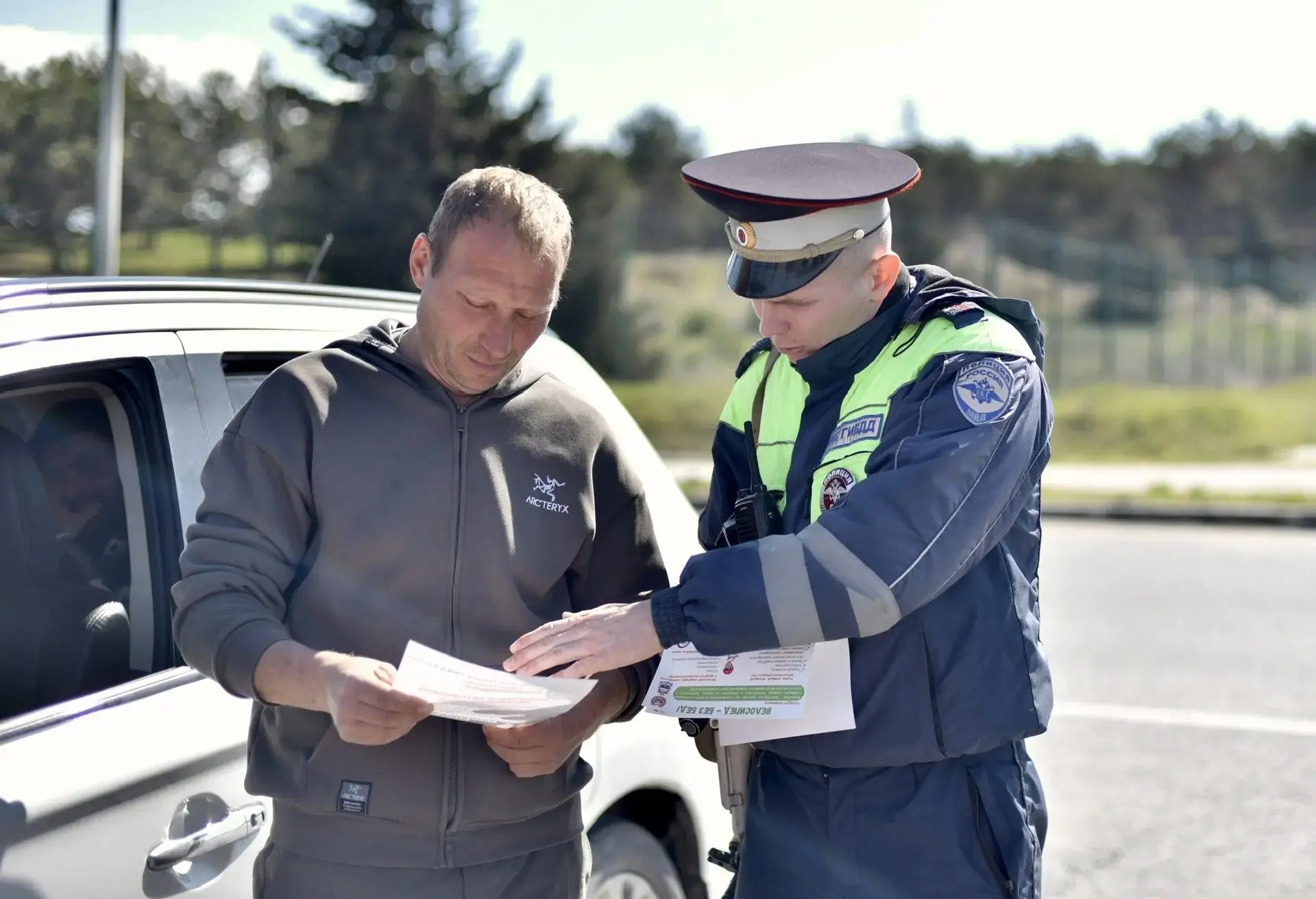 Госавтоинспекторы Севастополя совместно с медицинскими работниками провели профилактическое мероприятие «Здоровый водитель» Госавтоинспекторы Севастополя совместно с медицинскими работниками провели профилактическое мероприятие «Здоровый водитель»