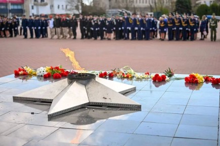 В Евпатории стартовал весенний этап регионального патриотического проекта «Вахта Памяти поколений – «Пост №1»