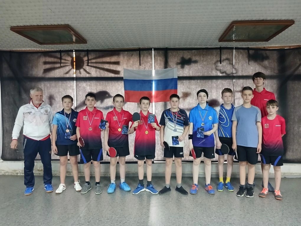 Соревнования по настольному теннису в Керчи: итоги турниров в честь Дня освобождения города