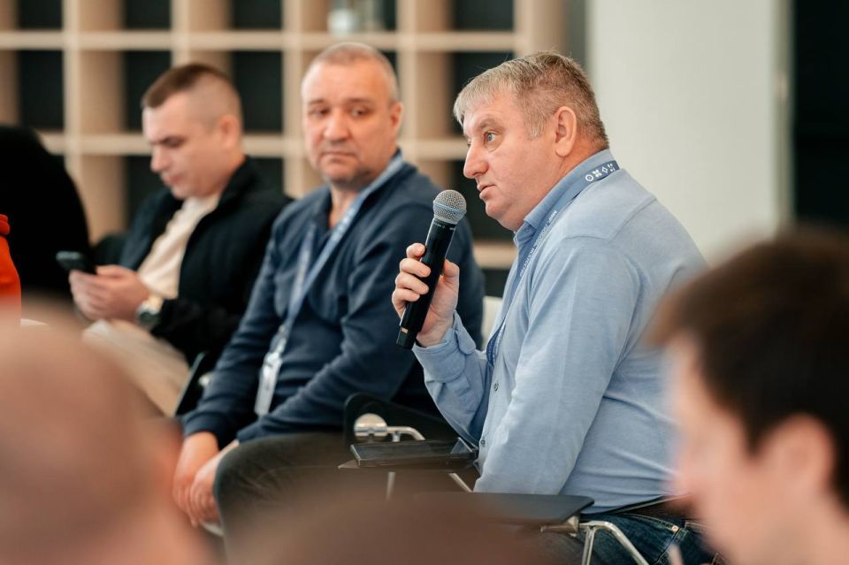 Алексей Зинченко: Был рад встретиться с участниками образовательного модуля региональной кадровой программы «Герои Крыма» Алексей Зинченко: Был рад встретиться с участниками образовательного модуля региональной кадровой программы «Герои Крыма»