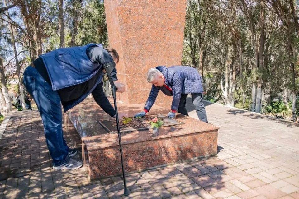 Михаил Развожаев: Начинаем приводить в порядок памятные места Великой Отечественной войны в Севастополе Михаил Развожаев: Начинаем приводить в порядок памятные места Великой Отечественной войны в Севастополе