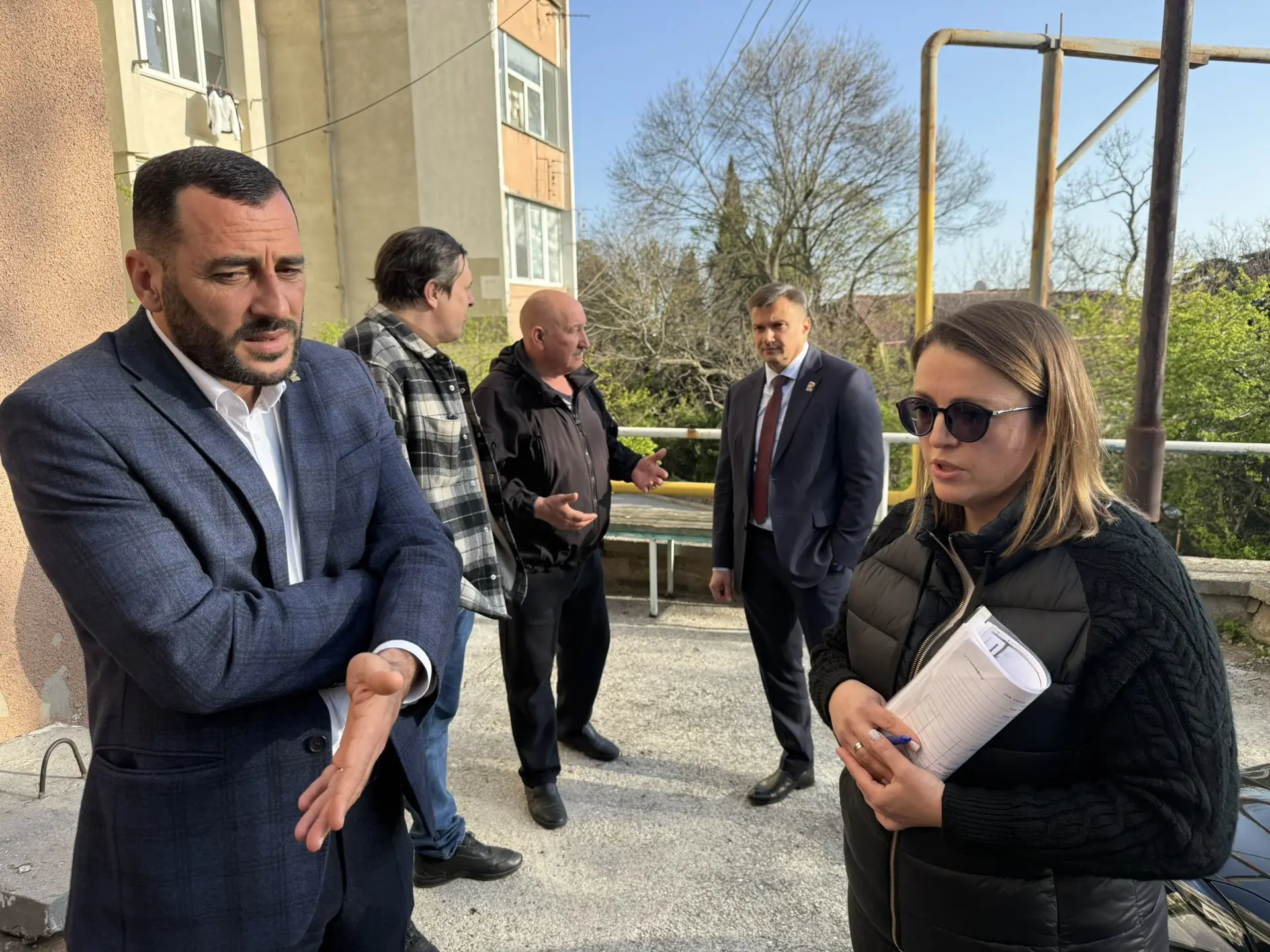 Константин Шимановский: Завершаем косметический ремонт подъезда на Стахановской, 19 и приступаем к новому объекту – пгт Никита, 38 корпус 2! Константин Шимановский: Завершаем косметический ремонт подъезда на Стахановской, 19 и приступаем к новому объекту – пгт Никита, 38 корпус 2!