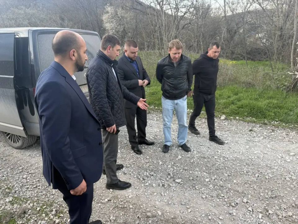Кирилл Чебышев: Вместе с министром транспорта Республики Крым Арсением Дмитриевичем Козловским провели рабочий выезд по территории муниципального округа Судак Кирилл Чебышев: Вместе с министром транспорта Республики Крым Арсением Дмитриевичем Козловским провели рабочий выезд по территории муниципального округа Судак