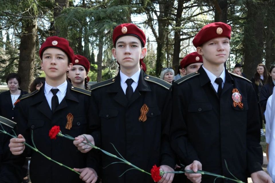 Галина Огнёва: 15 апреля — день, когда мы все склоняем головы перед памятью героев Великой Отечественной войны Галина Огнёва: 15 апреля — день, когда мы все склоняем головы перед памятью героев Великой Отечественной войны