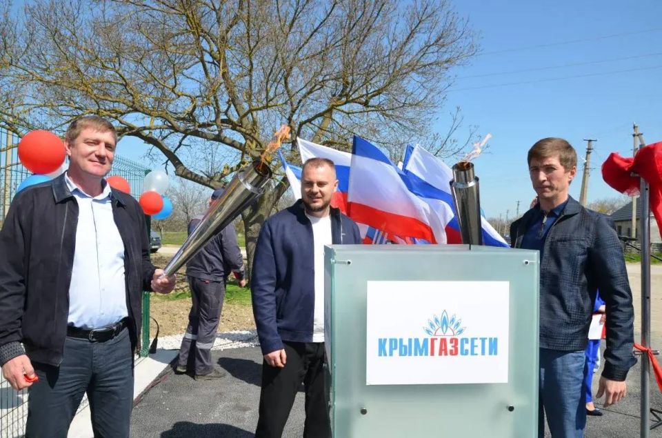 Иван Манучаров: Сетевой газ зажгли в трёх сёлах Нижнегорского района Иван Манучаров: Сетевой газ зажгли в трёх сёлах Нижнегорского района