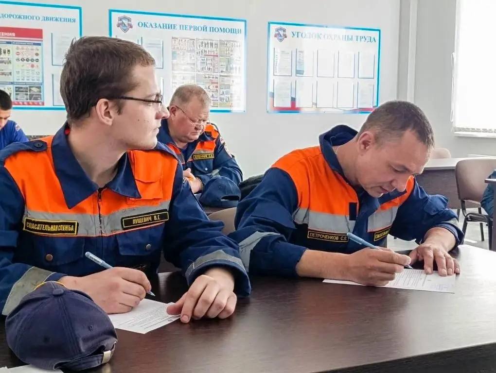 Севастопольские службы спасения пополнятся новыми специалистами Севастопольские службы спасения пополнятся новыми специалистами