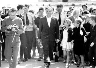 Екатерина Алтабаева: 15 апреля исполнилось 65 лет как Юрию Алексеевичу Гагарину, первому космонавту планеты, было присвоено звание Почётного гражданина города Севастополя