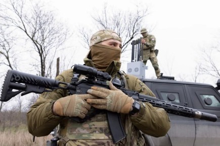 Аксенов поздравил специалистов радиоэлектронной борьбы с профессиональным праздником