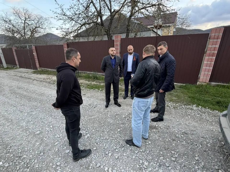 Кирилл Чебышев: Вместе с министром транспорта Республики Крым Арсением Дмитриевичем Козловским провели рабочий выезд по территории муниципального округа Судак Кирилл Чебышев: Вместе с министром транспорта Республики Крым Арсением Дмитриевичем Козловским провели рабочий выезд по территории муниципального округа Судак
