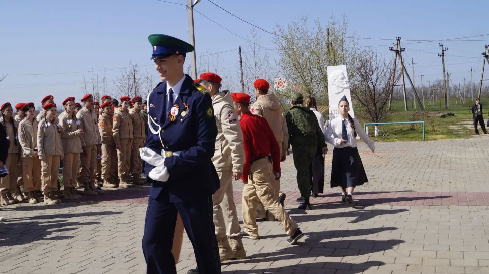 Сегодня на базе Краснофлотской средней школы состоялся старт муниципального этапа военно-патриотической игры «Зарница 2.0» Сегодня на базе Краснофлотской средней школы состоялся старт муниципального этапа военно-патриотической игры «Зарница 2.0»