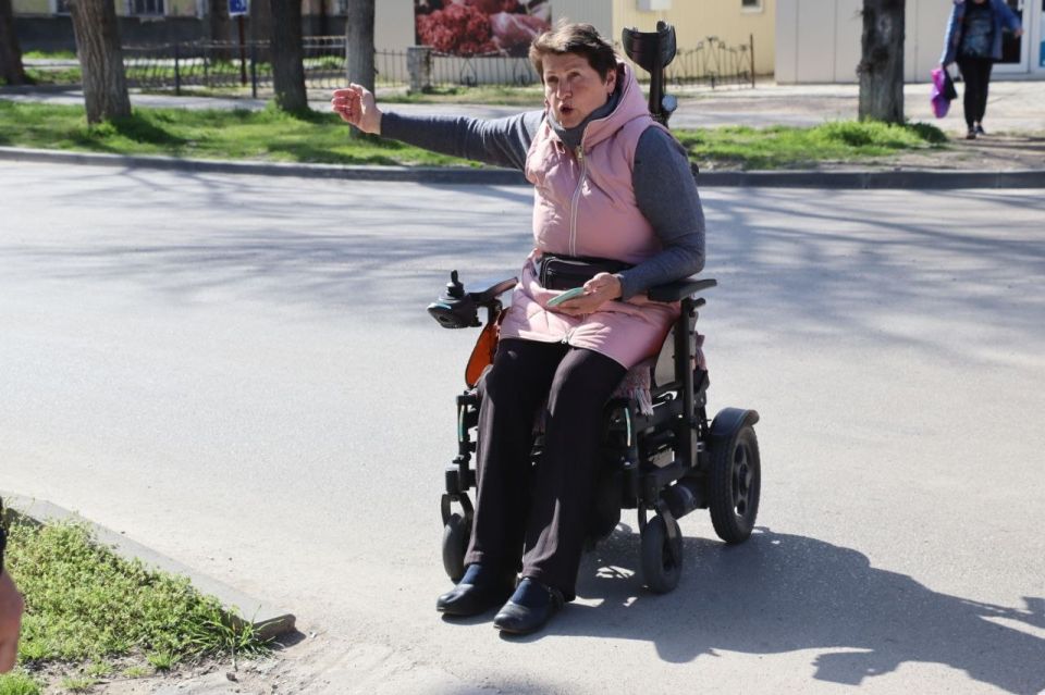 Завершается благоустройство дворов по ул. Славы, Войкова, Казакова Завершается благоустройство дворов по ул. Славы, Войкова, Казакова