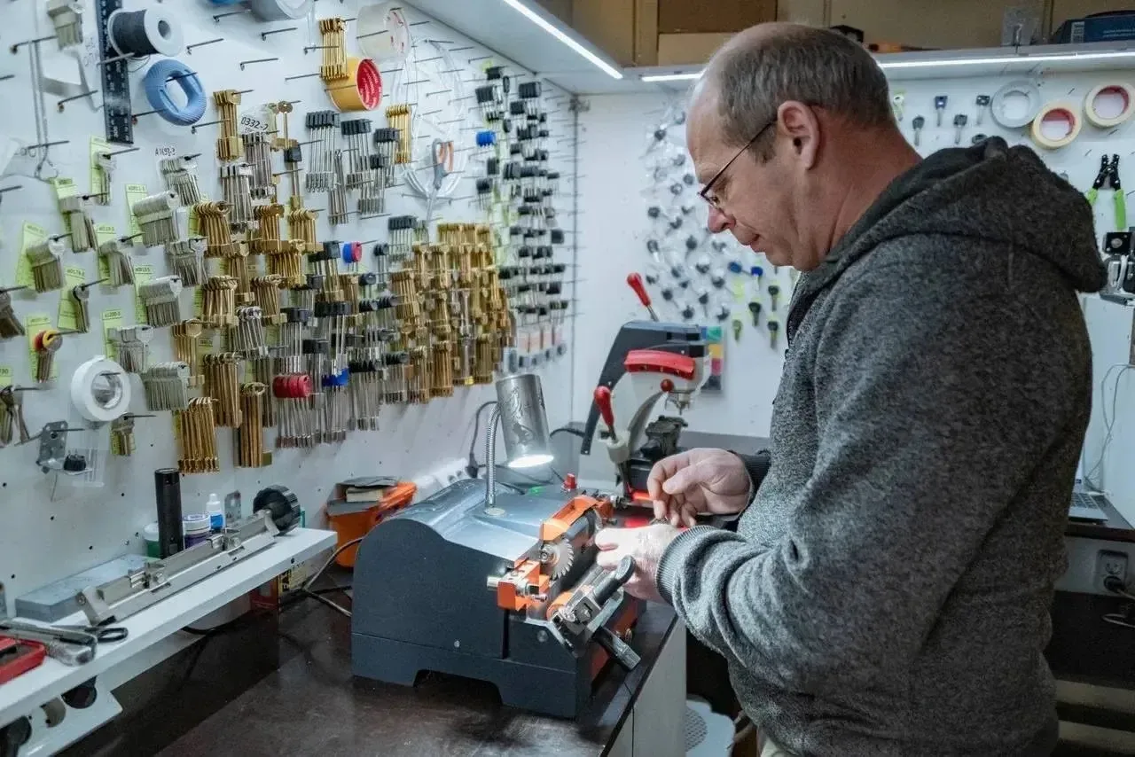 Михаил Развожаев: Своё дело — при поддержке города: в Севастополе с начала года заключено уже более 100 соцконтрактов Михаил Развожаев: Своё дело — при поддержке города: в Севастополе с начала года заключено уже более 100 соцконтрактов