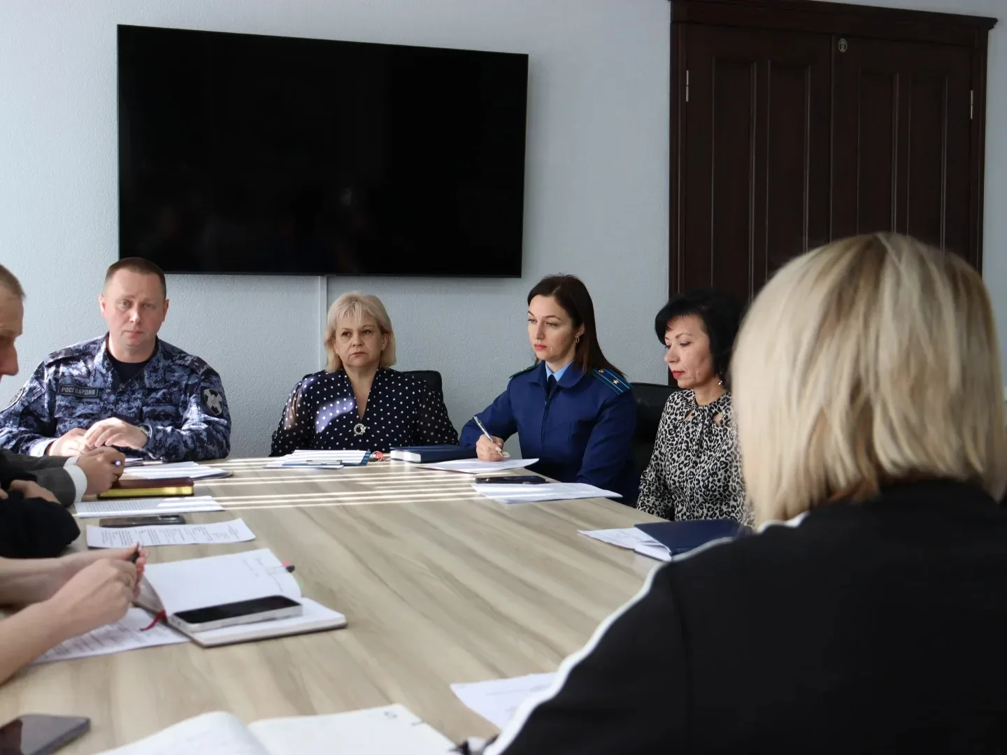 Инна Федоренко: Сегодня провела плановое заседание комиссии по профилактике правонарушений, преступлений и обеспечению общественной безопасности в Джанкойском районе Инна Федоренко: Сегодня провела плановое заседание комиссии по профилактике правонарушений, преступлений и обеспечению общественной безопасности в Джанкойском районе