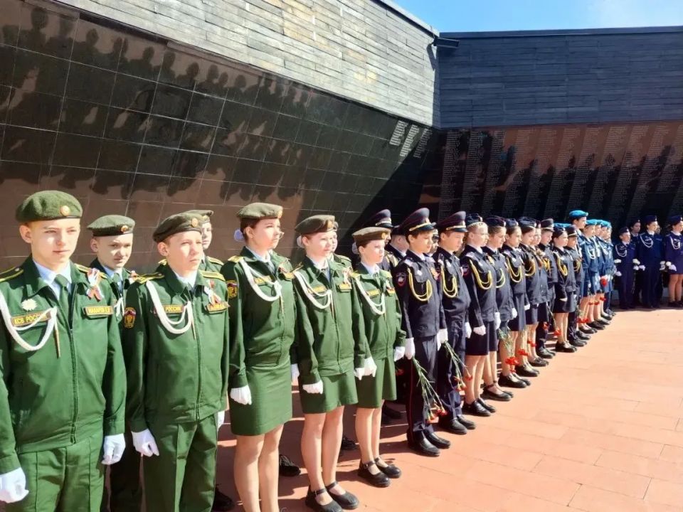 В Симферопольском районе дали старт «Вахте Памяти поколений – Пост №1» В Симферопольском районе дали старт «Вахте Памяти поколений – Пост №1»