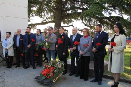 ���������� �����������: ������� ����������� �������� � ������� ���� - 82-� ��������� ������������ ������ �� �������-���������� ����������