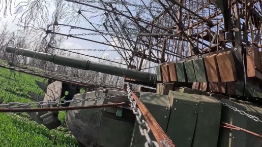 Российские танкисты уничтожили опорные пункты с личным составом ВСУ в Запорожской области