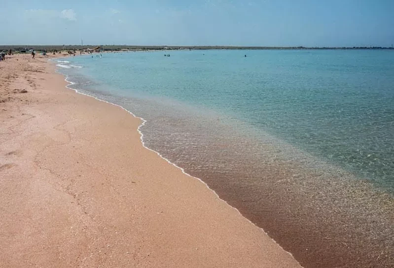 В Черноморском районе летом заработают 13 пляжей