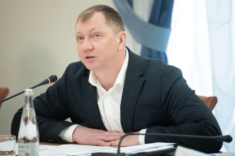 Михаил Развожаев: Провёл заседание комиссии по проблемным домам Михаил Развожаев: Провёл заседание комиссии по проблемным домам