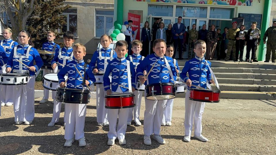 Александр Дудинов: В Черноморском районе проходит военно-патриотическая игра «Зарница 2.0» Александр Дудинов: В Черноморском районе проходит военно-патриотическая игра «Зарница 2.0»
