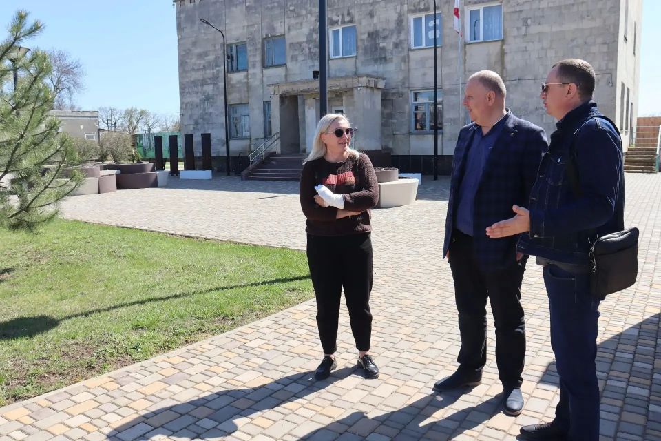 Продолжаю практику посещения населенных пунктов по итогу поступающих обращений Продолжаю практику посещения населенных пунктов по итогу поступающих обращений