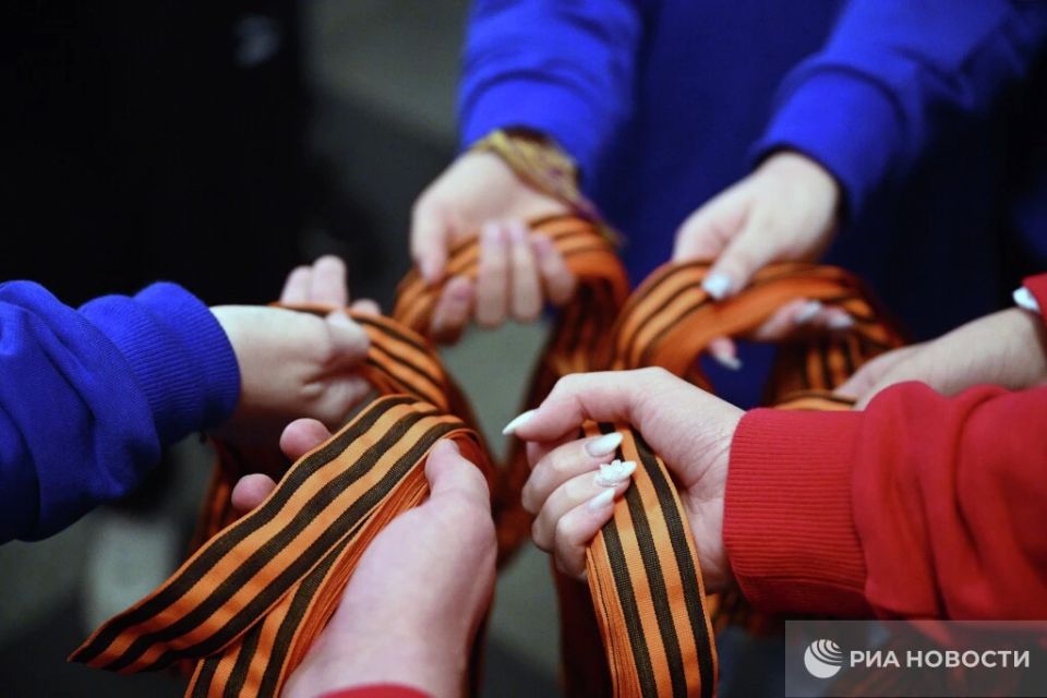 До пяти лет колонии грозит осквернителям георгиевской ленточки