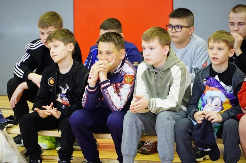 В Керчи прошёл «Разговор о важном» с участием Героя России, заместителем министра спорта Республики Крым В Керчи прошёл «Разговор о важном» с участием Героя России, заместителем министра спорта Республики Крым