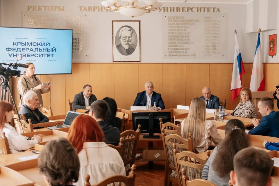 Алексей Зинченко: Принял участие в открытии регионального этапа Всероссийской ярмарки трудоустройства «Работа России»