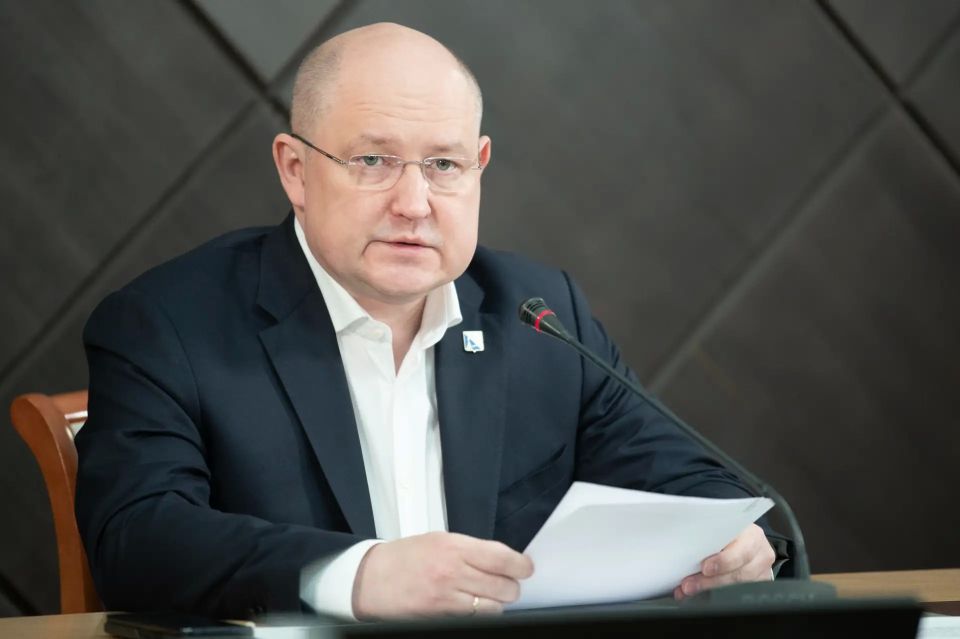 Михаил Развожаев: Провёл заседание комиссии по проблемным домам Михаил Развожаев: Провёл заседание комиссии по проблемным домам