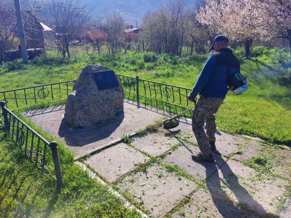 В преддверии Дня Победы сотрудники ГКУ РК «Пожарная охрана Республики Крым» приведут в порядок 39 памятных мест Великой Отечественной войны В преддверии Дня Победы сотрудники ГКУ РК «Пожарная охрана Республики Крым» приведут в порядок 39 памятных мест Великой Отечественной войны