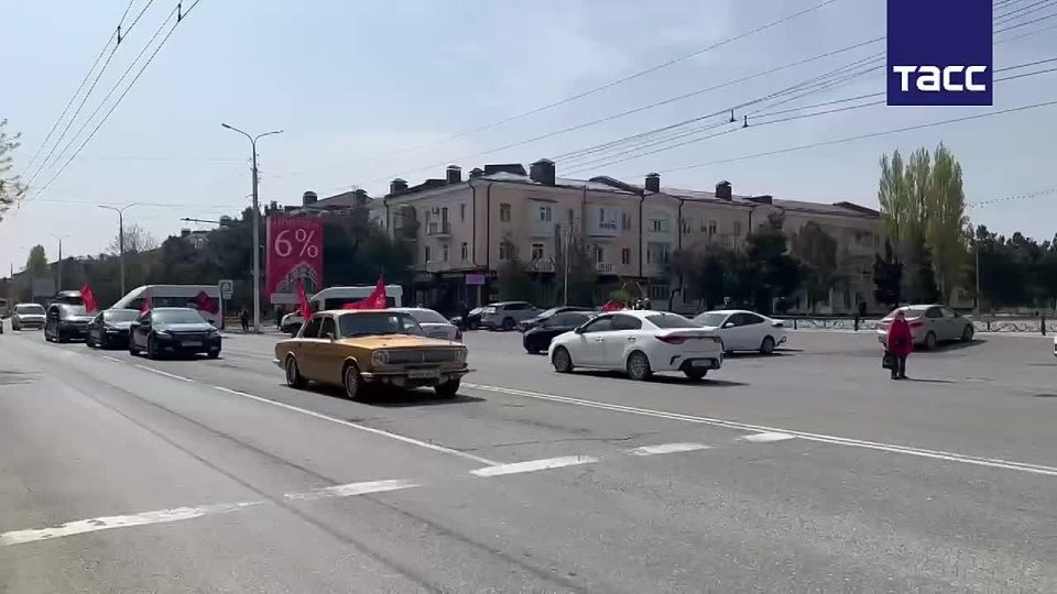 Межрегиональный автопробег "Знамя Победы", посвященный 81-летию Победы в Великой Отечественной войне, стартовал в дагестанском Каспийске
