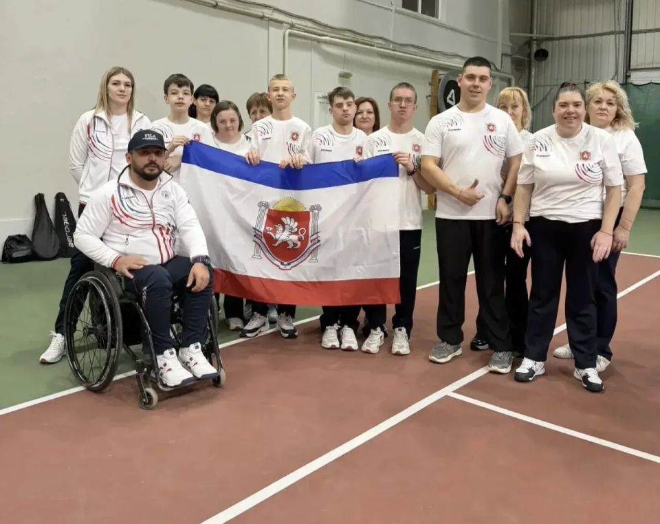 Крымские спортсмены завоевали медали на чемпионате и первенстве России по теннису (спорт ЛИН)