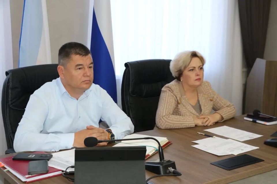 Ольга Урайкина: Сегодня в администрации Бахчисарайского района состоялось совещание с главами администраций сельских поселений Ольга Урайкина: Сегодня в администрации Бахчисарайского района состоялось совещание с главами администраций сельских поселений