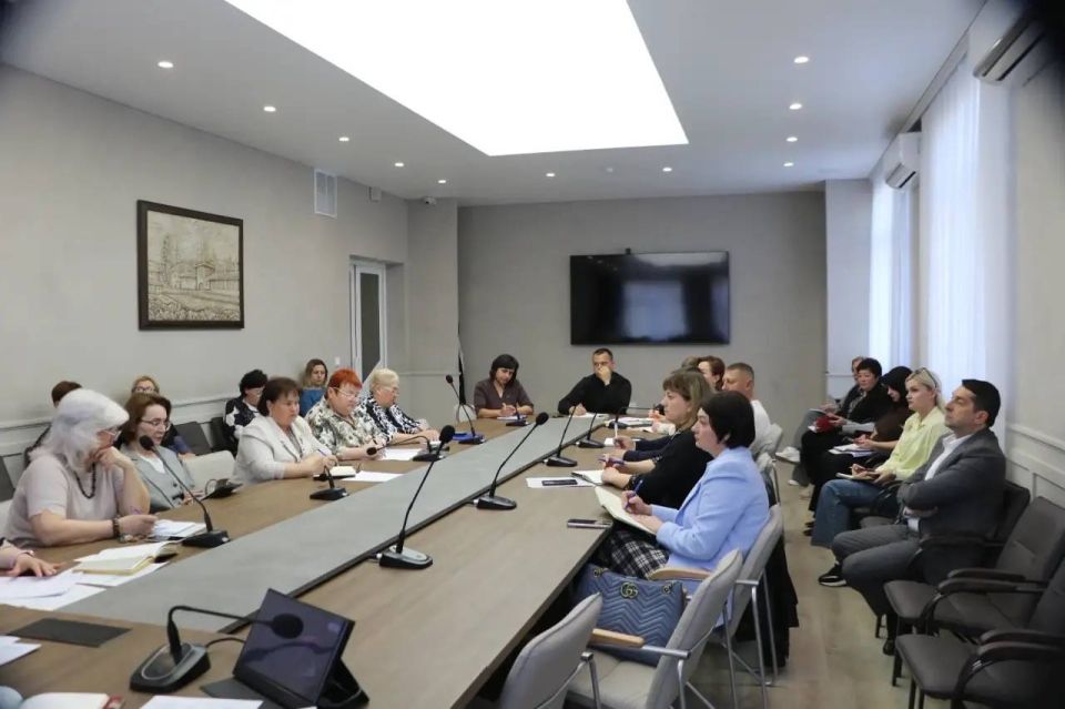 Ольга Урайкина: Сегодня в администрации Бахчисарайского района состоялось совещание с главами администраций сельских поселений Ольга Урайкина: Сегодня в администрации Бахчисарайского района состоялось совещание с главами администраций сельских поселений