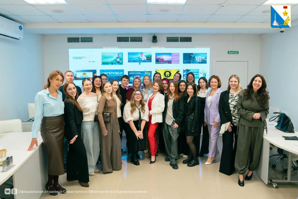 Студенты СевГУ защитили дипломы по наружной рекламе: их работы появятся на городских экранах