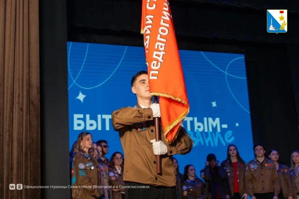 Педагогический отряд «Стальные львы» победил в конкурсе вожатского мастерства «Быть вожатым — призвание» Педагогический отряд «Стальные львы» победил в конкурсе вожатского мастерства «Быть вожатым — призвание»