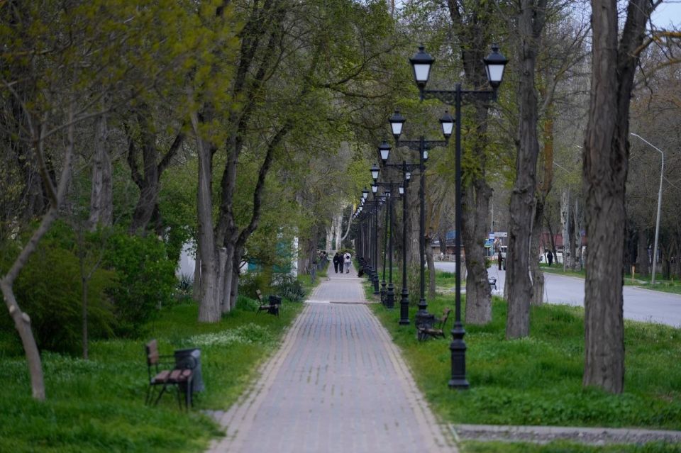 В Керчи завершили работы над обновлением еще одной пешеходной аллеи В Керчи завершили работы над обновлением еще одной пешеходной аллеи