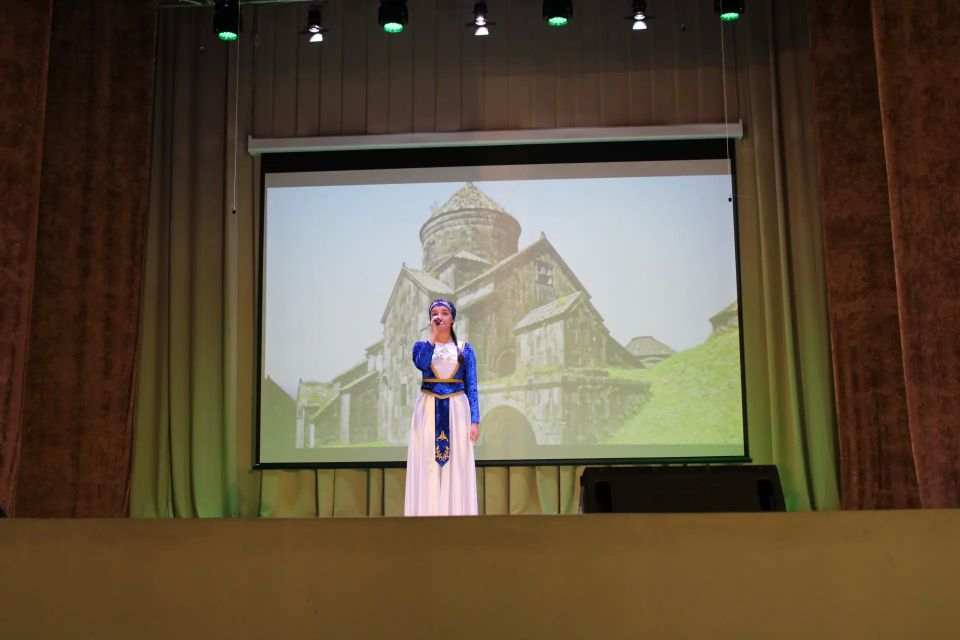 В Ленинском районе отметили 12-ю годовщину Указа Президента России о реабилитации армянского, болгарского, греческого, итальянского, крымско-татарского и немецкого народов В Ленинском районе отметили 12-ю годовщину Указа Президента России о реабилитации армянского, болгарского, греческого, итальянского, крымско-татарского и немецкого народов
